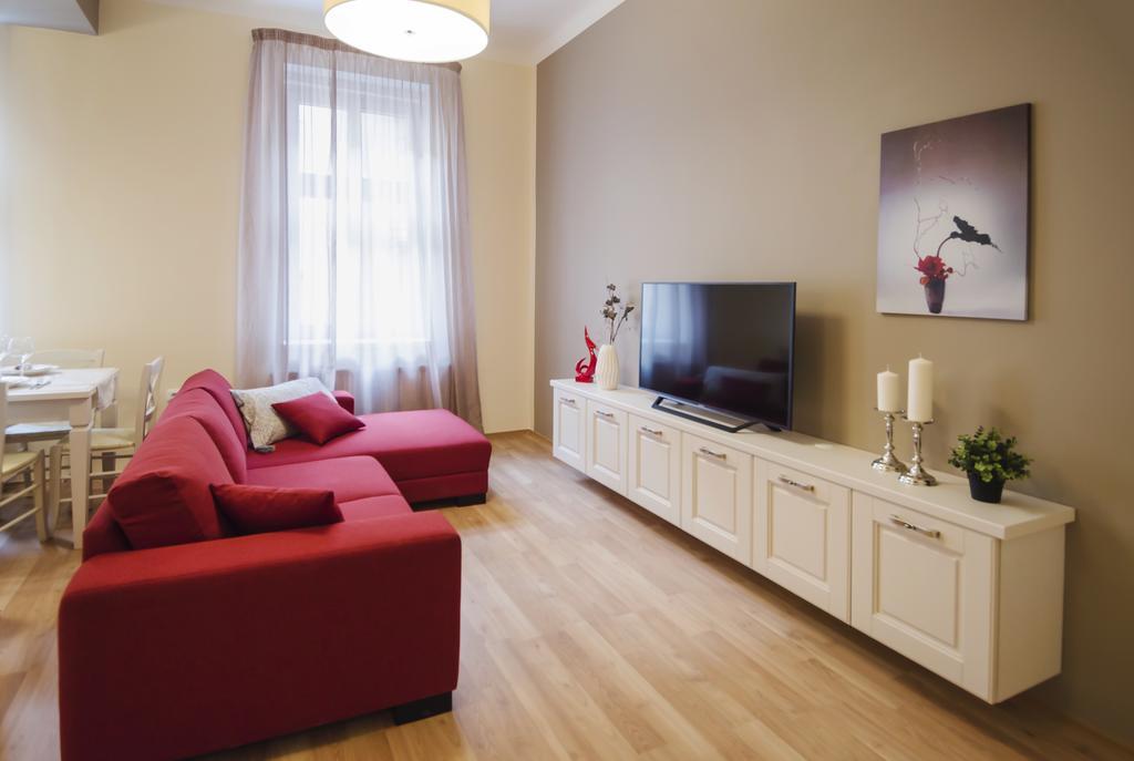 Apartment Za Poricskou Branou Прага Екстер'єр фото