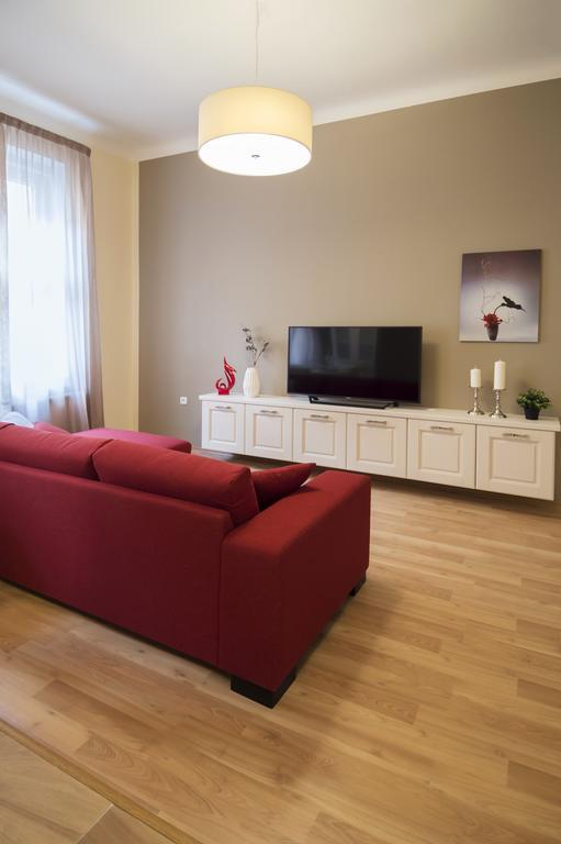 Apartment Za Poricskou Branou Прага Екстер'єр фото